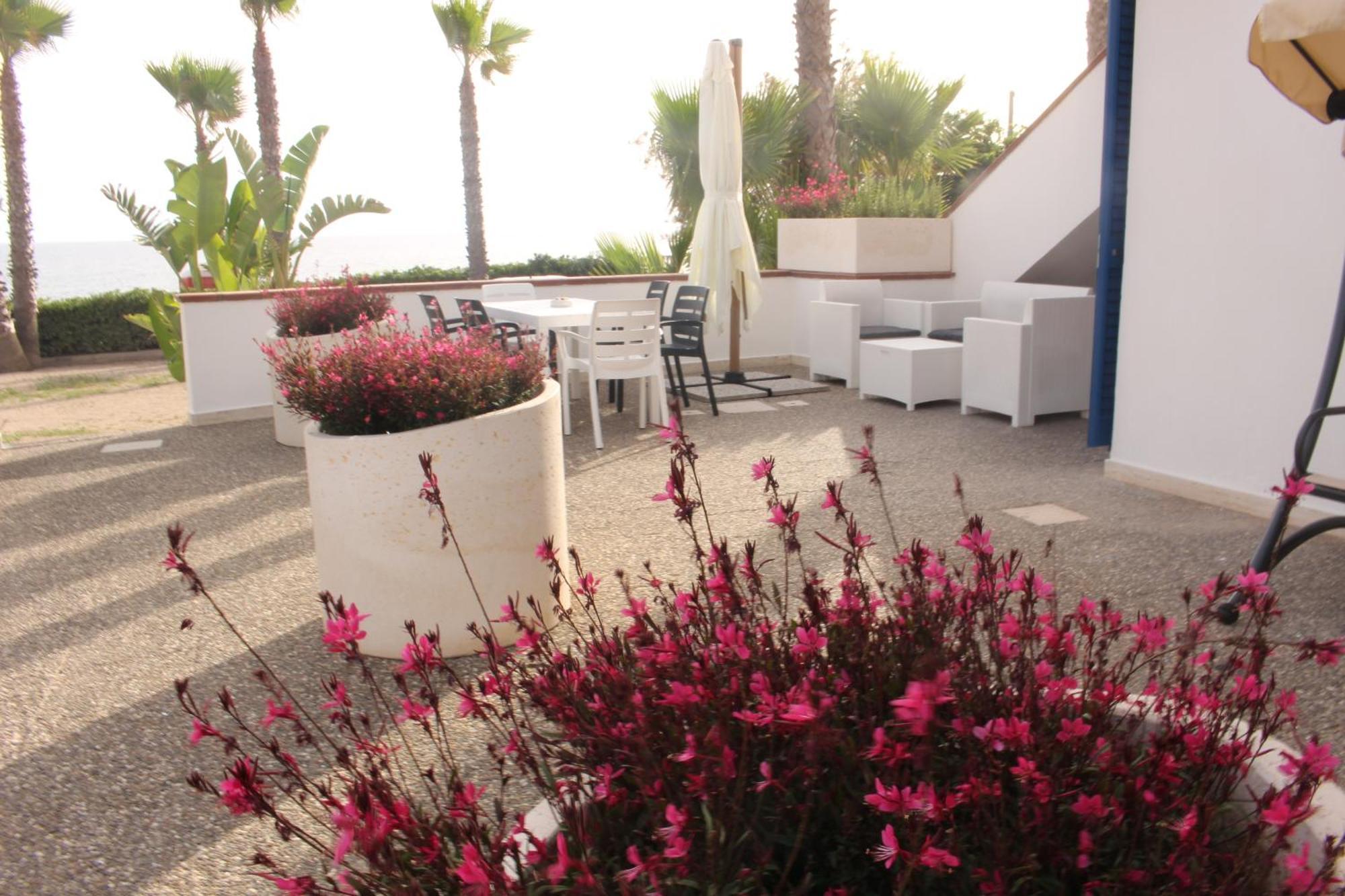 טורה סן ג'ובאני אוג'נטו Residence Mare Azzurro מראה חיצוני תמונה